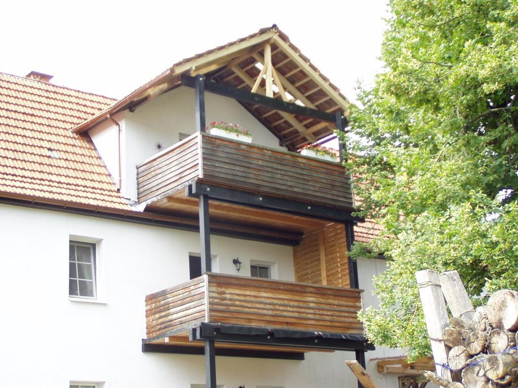 Casa Carolina Rumanisches Restaurant & Pension Stedtfeld Exterior photo